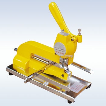 Automatische Ösmaschine - JS Series - Tangshan Jiasun Import and Export Co.,Ltd - 1-Kopf