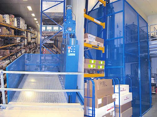 Kettenförderer - HYWEMA - Josef Schwahlen GmbH & Co.KG - vertikal / Transport