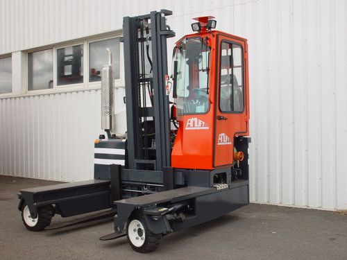 LPG-Seitenstapler - COMBI C3000-12 Diesel - AMLIFT - Diesel / multidirektional / mit Treibgasmotor Superelastik