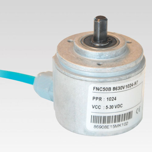 Inkrementaler Drehgeber - FNC 50B series - FENAC ENGINEERING LTD. - mit Vollwelle / Flansch / analog