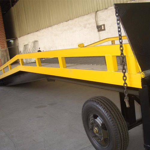 Arbeitsplattform - Guangzhou Chengyue Machinery - zum Laden / mobil / hydraulisch