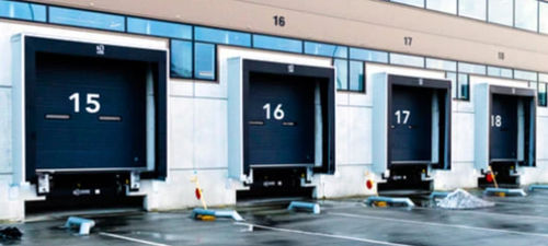 Aufblasbare Verladeschleuse - Loading Systems International - Ladung