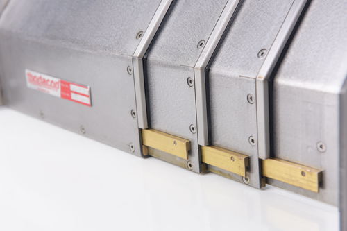 Teleskopabdeckung für Werkzeugmaschinen - Telescopic Covers - Thodacon Werkzeugmaschinenschutz GmbH - Stahl / wasserdicht / für Bearbeitungszentrum
