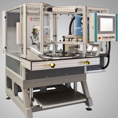 CNC-Nietzentrum - D. Friedrich - automatisch