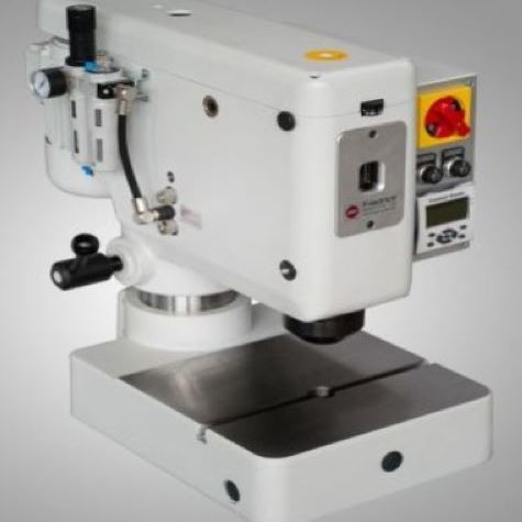 Pneumatische Nietmaschine - N200 - D. Friedrich - Radial / Tischgerät