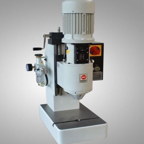 Radial-Nietmaschine - R100 - D. Friedrich - Tischgerät / Sockel