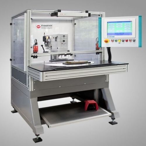 Radial-Nietzentrum - D. Friedrich - automatisch / CNC / servo
