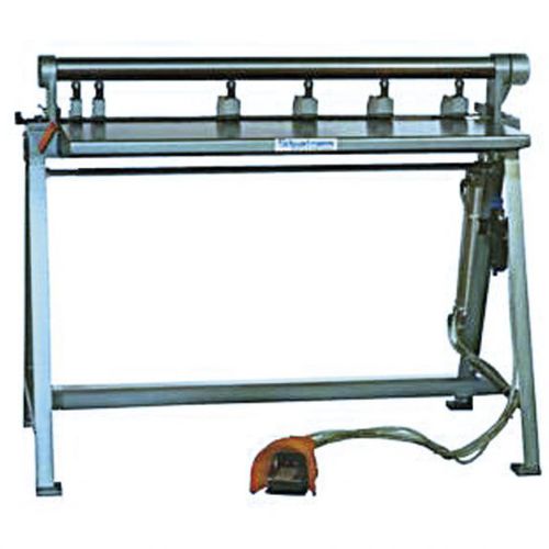 Halbautomatische Stanzmaschine - RKP 10 - Schwartmanns Maschinenbau GmbH - pneumatisch / Profil