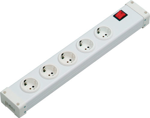 Steckdosenleiste für IEC-Verbinder - 0105x0051 - Bodo Ehmann GmbH - mit Schalter / mit 5 Steckdosen