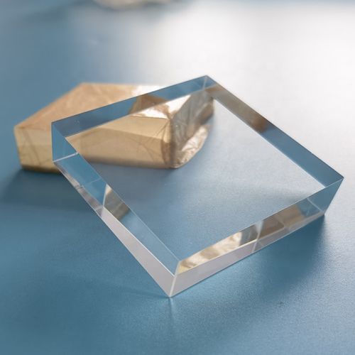 Optisches Fenster / Präzision - YT-k9 CUBE - Changchun Yutai Optics Co., Ltd. - würfelfôrmig / aus H-K9L-Glas
