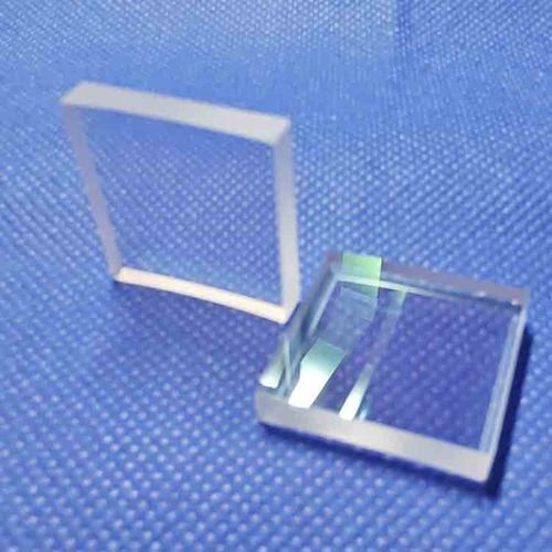 Zylindrische Linse - YT-CY013 - Changchun Yutai Optics Co., Ltd. - plankonkav / aus BK7-Glas / Quarzglas