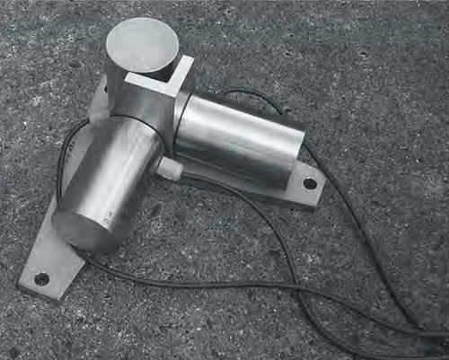 Seismischer Beschleunigungsmesser - SP4 - SENSONICS LTD - 1-Achs / 3 Achsen / 2-Achsen