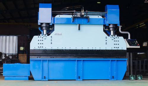 Hydraulische Biegemaschine - AMECO INDUSTRIAL JOINT STOCK COMPANY - elektrisch / für Blech / horizontal