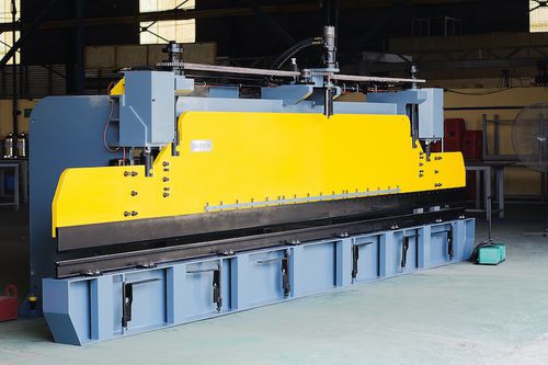 Hydraulische Abkantpresse - AMECO INDUSTRIAL JOINT STOCK COMPANY - horizontal