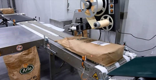 Etikettiermaschine für Säcke - Industrial Labelling Systems - zur Seitenetikettierung / zur Oberseitenetikettierung / für selbstklebende Etiketten