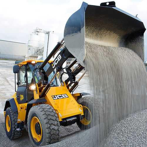 Radlader - 411 - JCB - mit Gelenk / für Außenbereich / für Baustelle