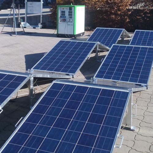 Solarkraftwerk / 0 - 50 kW - MobilPV 3.6 - MobilHybrid by PV4Life GmbH