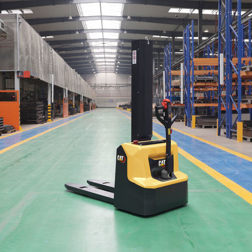 Elektrischer Stapler - NSP12Q2LM - Cat Lift Trucks - batteriebetrieben / Begleiter / 24 V