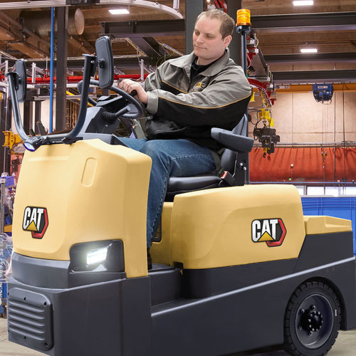Elektrischer Lastschieber/-zieher / für Fahrzeuge - NTS series - Cat Lift Trucks - für die Luftfahrtindustrie / für Schwerlastanwendungen / batteriebetrieben