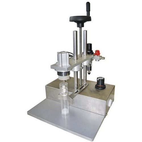 Einpressungs-Verschliesser - Adelphi - pneumatisch / halbautomatisch / für die Pharmaindustrie