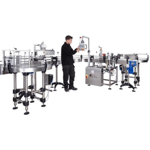 PLC-gesteuerte Etikettiermaschine - Adelphi - für Verpackung / für Flaschen / zur Seitenetikettierung