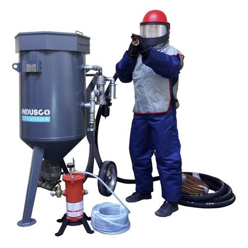 Roboter-Sandstrahlanlage - SPECIAL Clemco - Indusco Solution Sp. z o.o. - Druck / Injektor / mobil