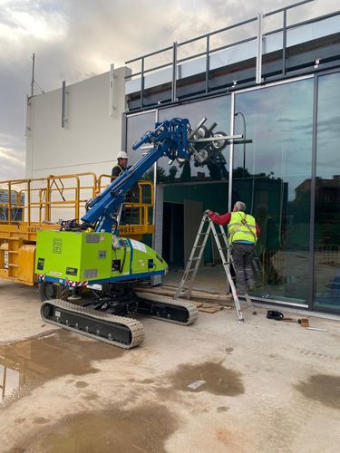 Verglasungsroboter mit Eigenantrieb - Winlet 1000 Crawler - GMV Handling A/S