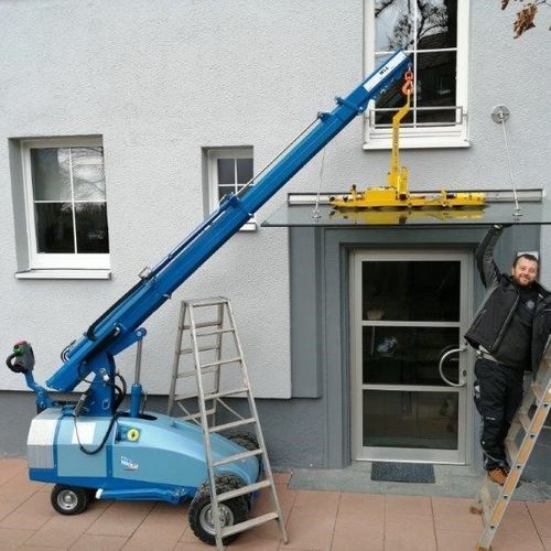 Mini-R-Kran / mit Eigenantrieb - Lasius 1,0 - GMV Handling A/S - mobil / für die Stahlindustrie / für Baustelle