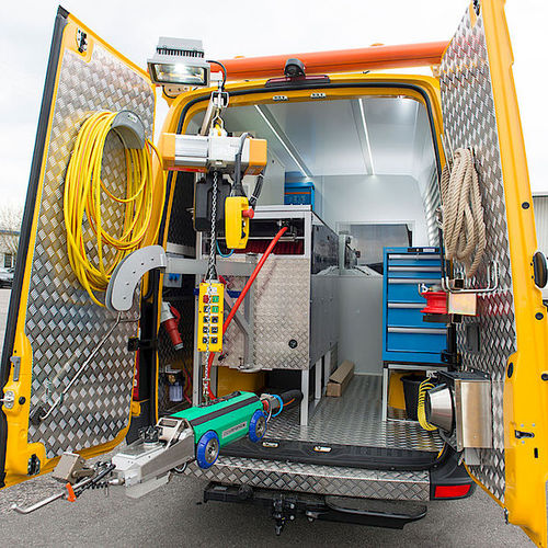 Fahrzeug zur Kanalisationsinspektion - Pipetronics GmbH & Co. KG - elektrisch / Transporter / mit Vierradantrieb