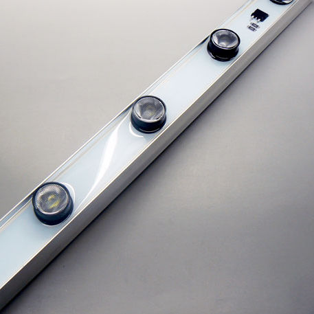 Zusammenbau für die Elektronik - A.G.C. BUSINESS CONSULTING S.A. - Großserien / Kunststoff / Aluminium