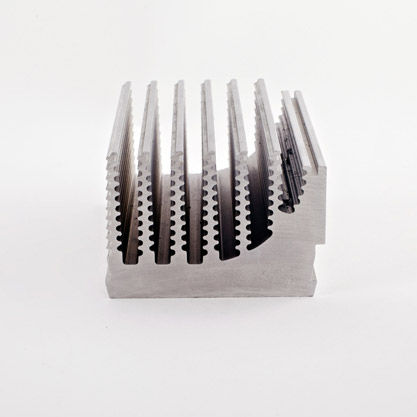 Metall-Extrusion - A.G.C. BUSINESS CONSULTING S.A. - Stahl
