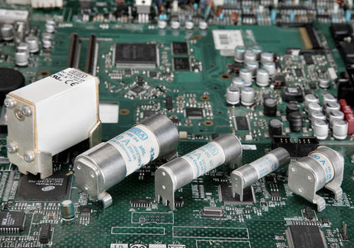 Elektronische Sicherung - SIBA - NH / schnell auslösende / Kurzschlussschutz