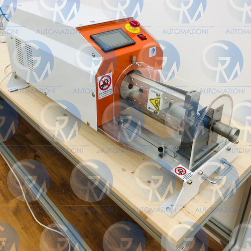 Abisoliermaschine für Kabel - ROTAX 30 - GM AUTOMAZIONI - Rundmesser / elektrisch / mit Touchscreen