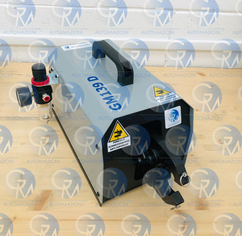 Crimpmaschine für Kabel - GM139 D - GM AUTOMAZIONI - automatisch / pneumatisch / pedalbetrieben