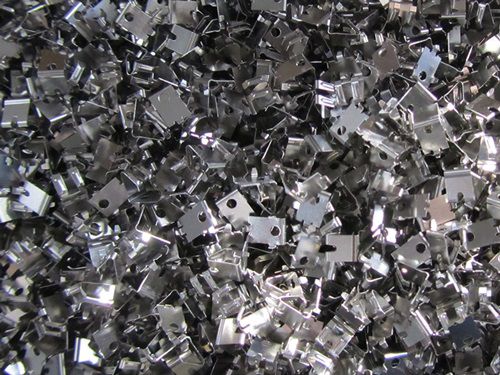 Elektrolytisches Versilbern - Pioneer Metal Finishing - Kupfer / Inox / Aluminium