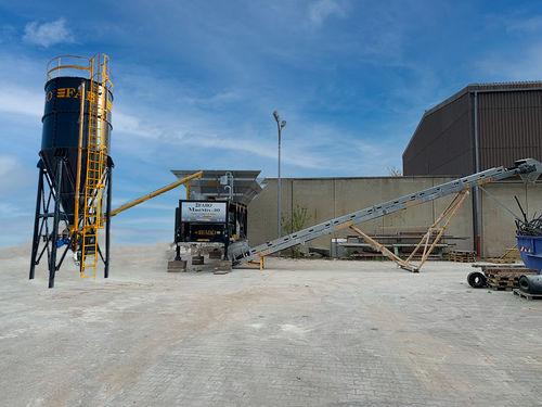Mobile Betonmischanlage - MINIMIX-30 - Fabo Crushing Screening & Concrete Plants - kompakt