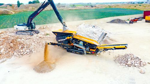 Mobile Mahl-und Siebeinheit - FTB-1550 - Fabo Crushing Screening & Concrete Plants - für Gestein