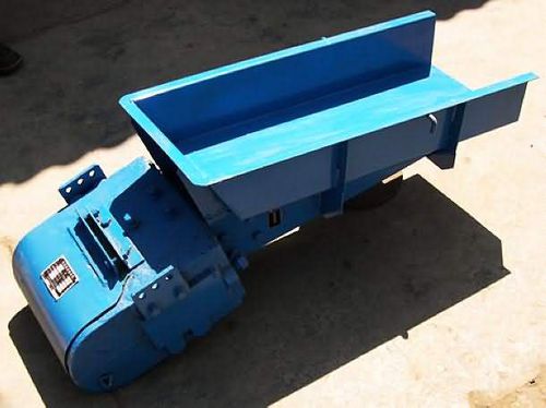 Vibrationsbeschicker - Xinxiang Gaoke Mechanical Equipment Co., Ltd. - magnetisch-induktiv / für Pressen / für staubförmiges Gut