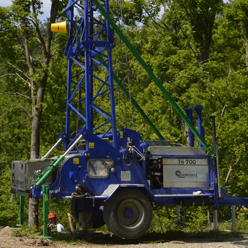 Mastkabel / Zum Rücken in Hanglagen und Gefällen - T3 700 - greifenberg teleferiche - anhängermontiert