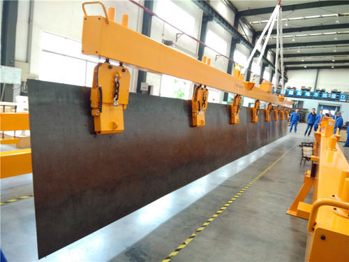 Einzelstahlblech-Traverse - HM4 series - MAGBAT-Europe bvba - vertikal / mit Wechselstrom / Elektropermanent