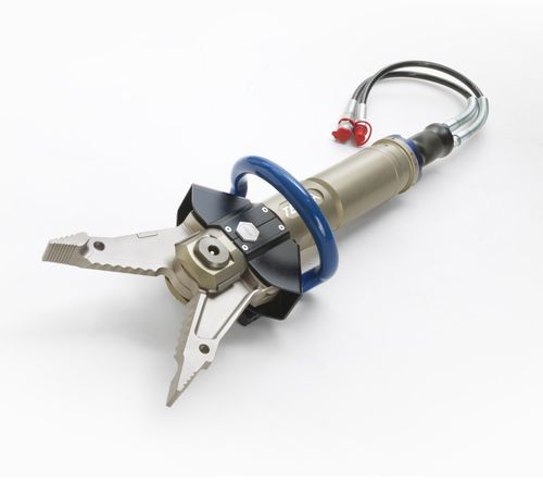 Hydraulisches Kombigerät / für Metall - CS350 - Tehma SA - für Blech / fur Recycling / Handgerät