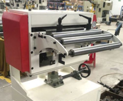 Pneumatischer Beschicker - RNC-500B - Shenzhen Hong-Er Machine Equipment Co.,Ltd - für Spulen / für Platten / servogesteuert