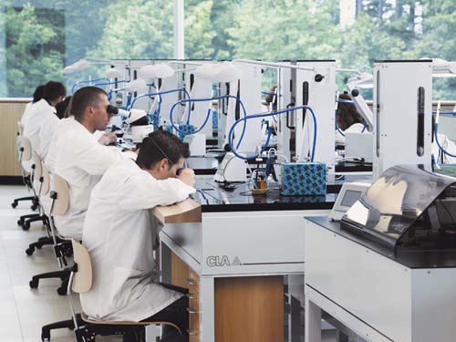 Halbautomatisches Fördersystem - CLA Clinical Laboratory Automation SA - für die Uhrenindustrie / für die Mikrotechnologie / mit RFID-Technologie