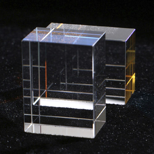 Optisches Fenster / Präzision - CreatorOptics - würfelfôrmig / aus Saphir / Quarzglas