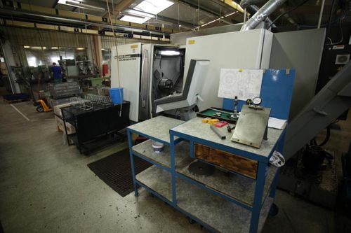 Spanende Bearbeitung: Drehen / Kunststoff - LARM a.s. - für Automobilanwendungen / CNC