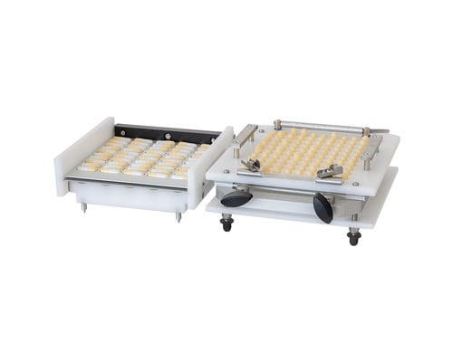 Manuelle Füllmaschine - MC 3 - MultiGel Srl - Gehäuse / für staubförmiges Gut / Kapsel