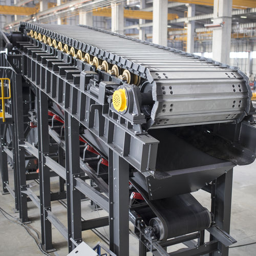 Beschicker mit Schürzen - MAF 1245 - MEKA Crushing Screening and Concrete Batching Technologies - motorisiert
