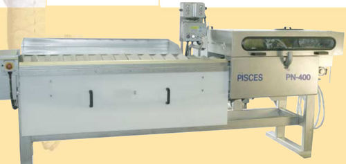 Schlacht- und Zerlegeanlage / für Hering - PN-400 - Pisces Fish Machinery Inc. - für Makrele / Sardinen