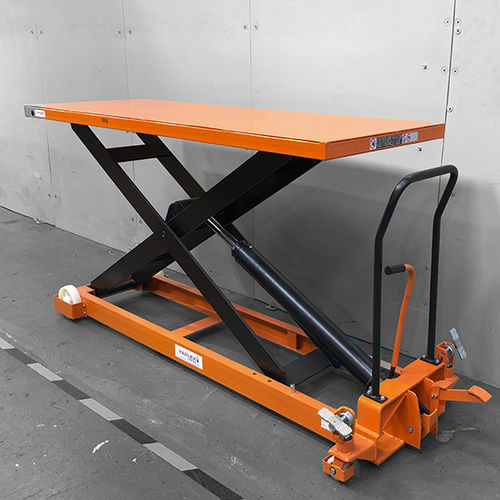 Scherenhubtisch - BOOST - Yaplex Ltd - pedalbetrieben / festinstalliert / mobil