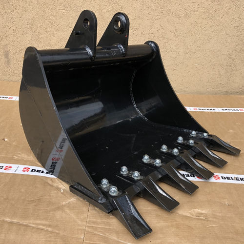 Standardschaufel mit Zähnen - BHB600 - DELEKS - für Hydraulikbagger / mit 6 Zähnen